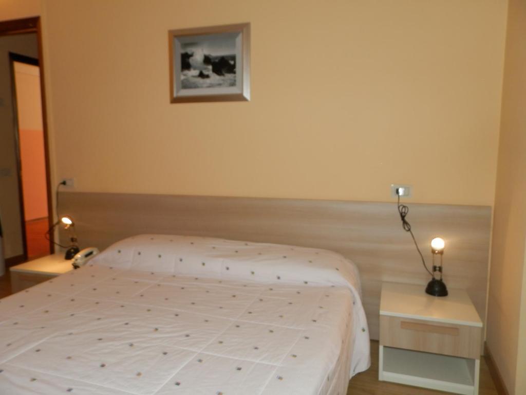Hotel Motel Europa ドモドッソラ 部屋 写真