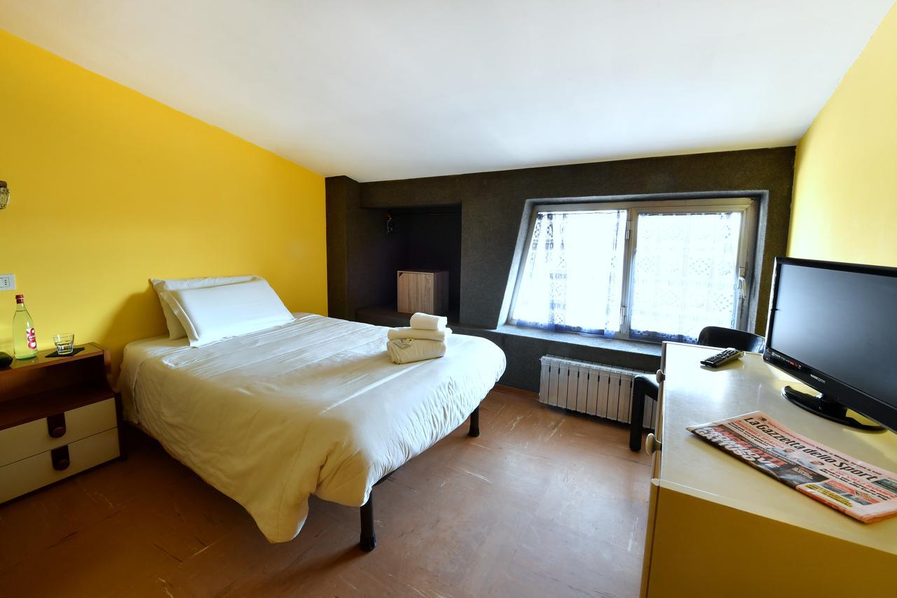 Hotel Motel Europa ドモドッソラ エクステリア 写真